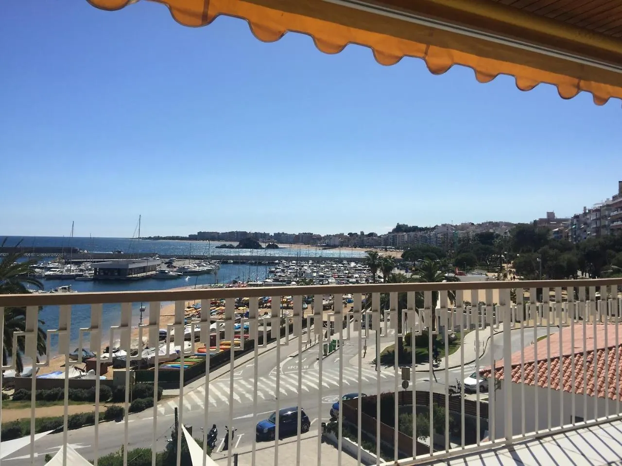 شقة Vivalidays Es Blau - Blanes - Costa Brava إسبانيا